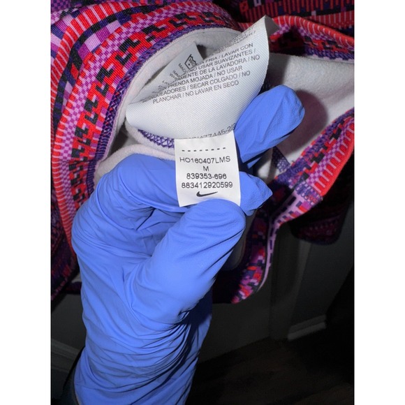 Nike Pro Dri Fit Hyperwarm 8 Bit 1/2 Zip Tribal Fair Isle Women's Size Medium - Picture 7 of 7